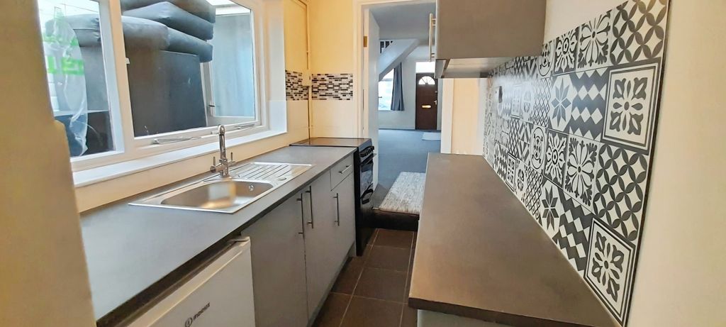 Property photo 2 of 10 9Ef41E81-Whatsapp 20Image 202025-12-08 20At 2010.3