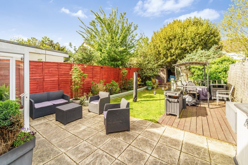 Property photo 3 of 21 Picture No. 50