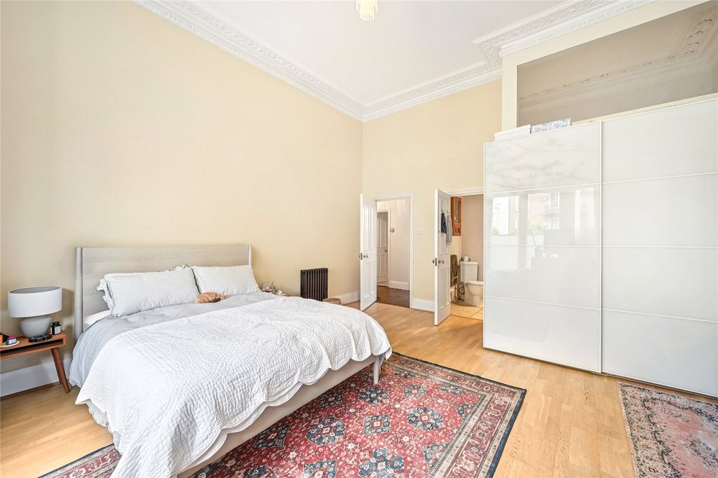 Property photo 3 of 19 Picture No. 12