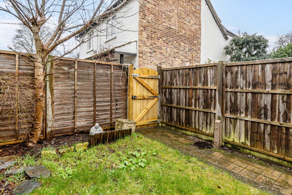 Additional image 4 of 3 bed terraced house for saleNew Road, Weybridge KT13