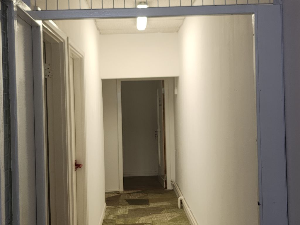 Property photo 3 of 51