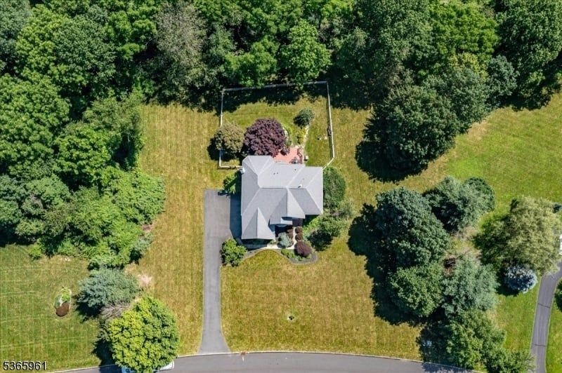 Property photo 2 of 8 <Alttext/>