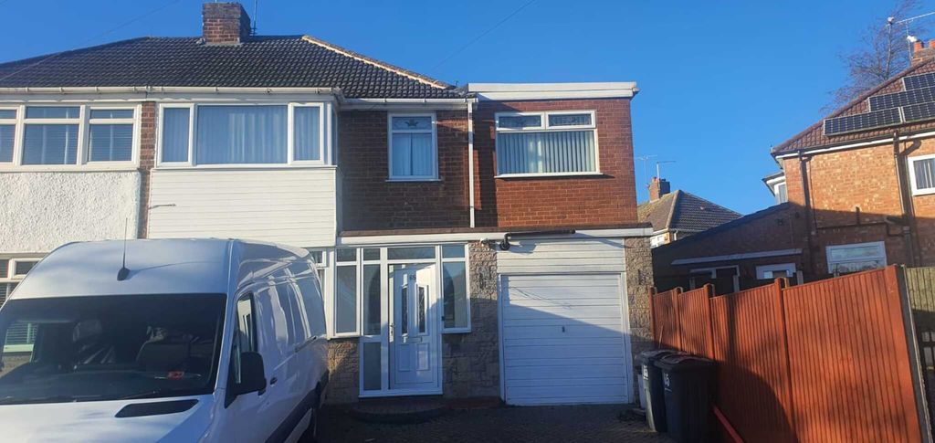 Property photo 1 of 4