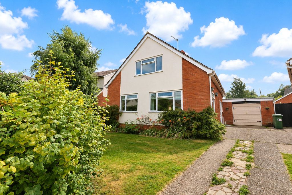 Property photo 1 of 17 1 - Picture No. 05
