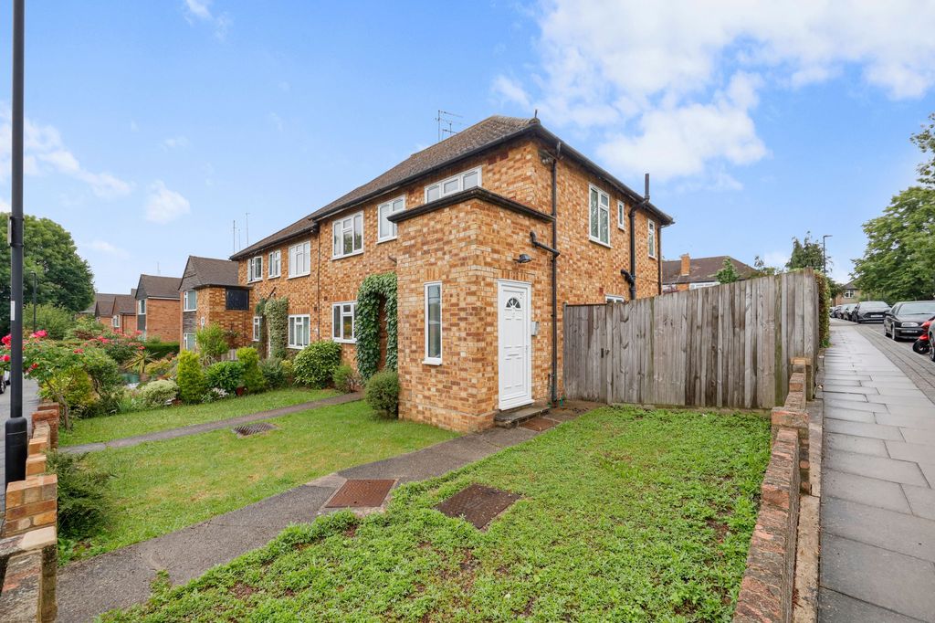 Property photo 1 of 17