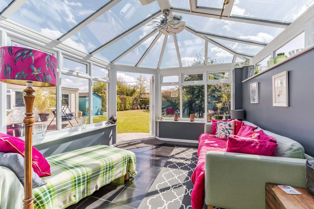 Property photo 2 of 24