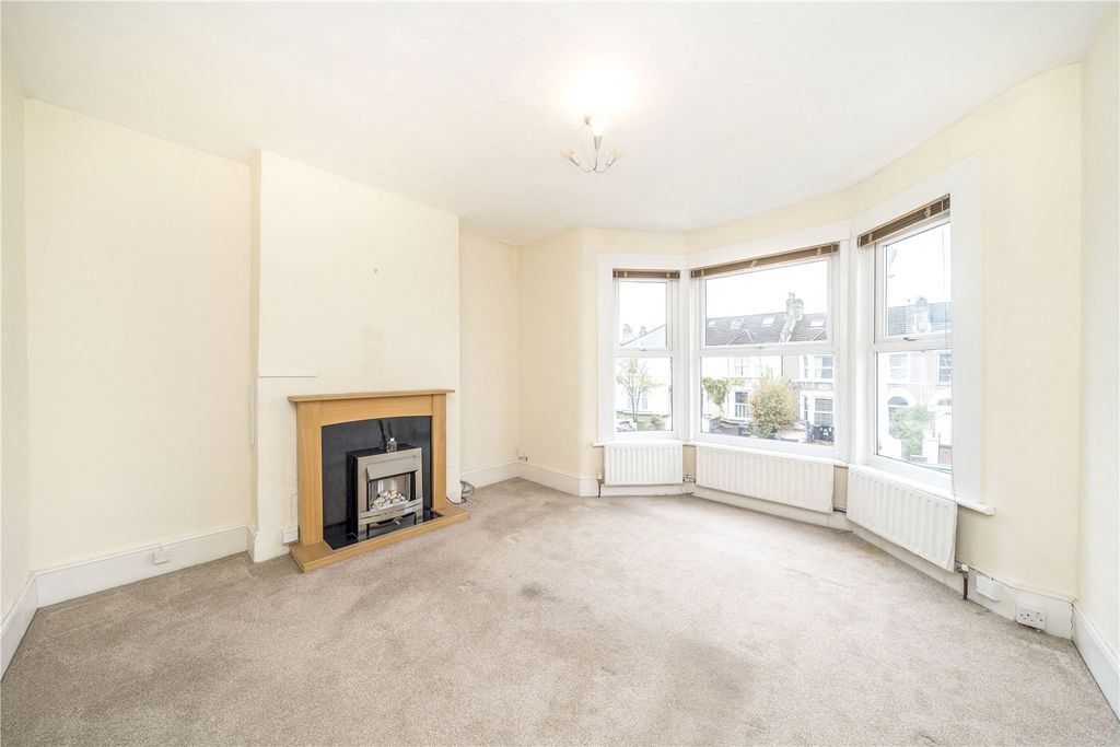 Property photo 3 of 5 Picture No. 03