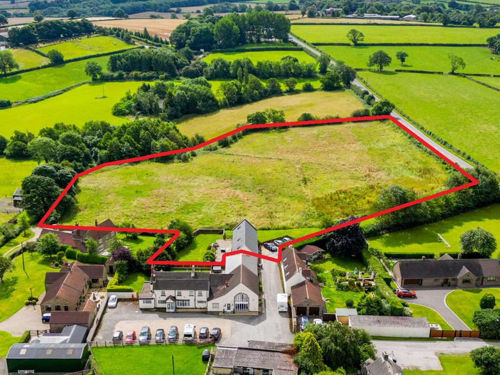 Property photo 1 of 10 Photo 0