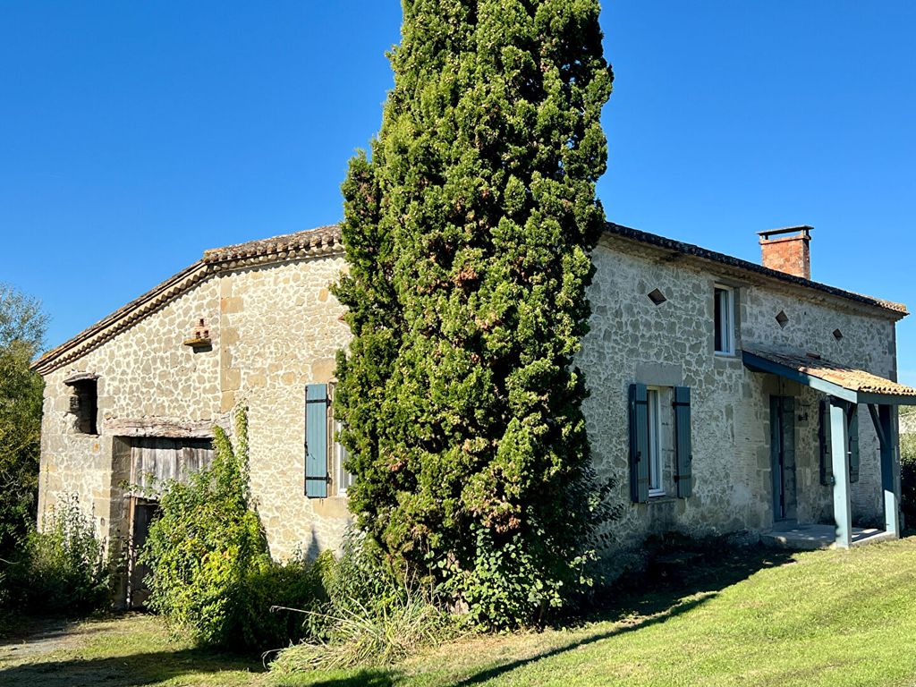 Property photo 1 of 12 Main Exterior View