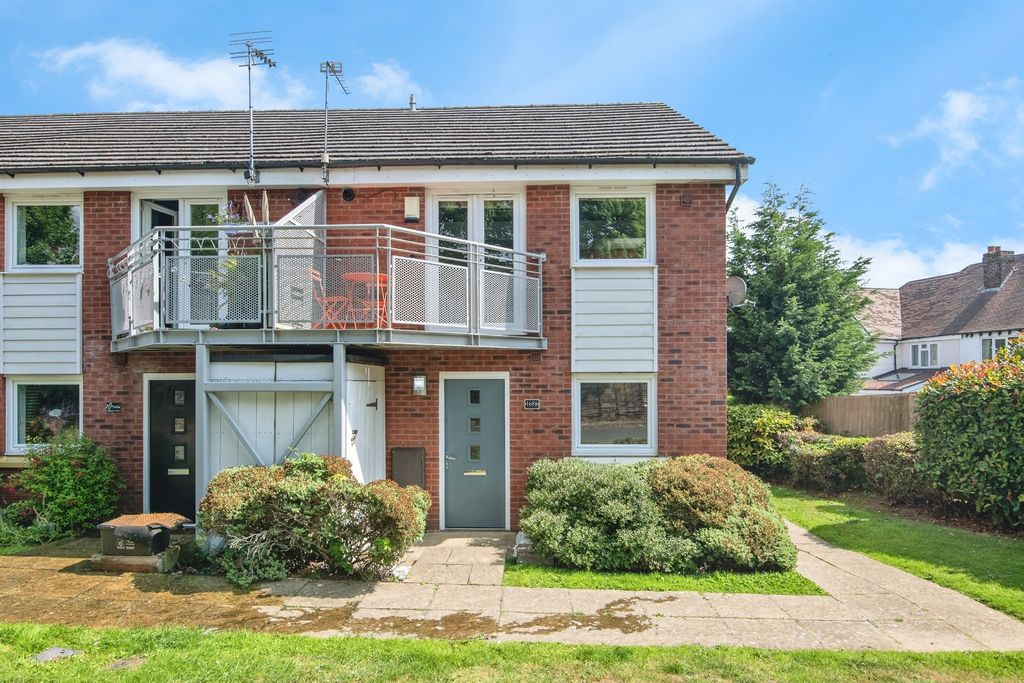 Property photo 1 of 12