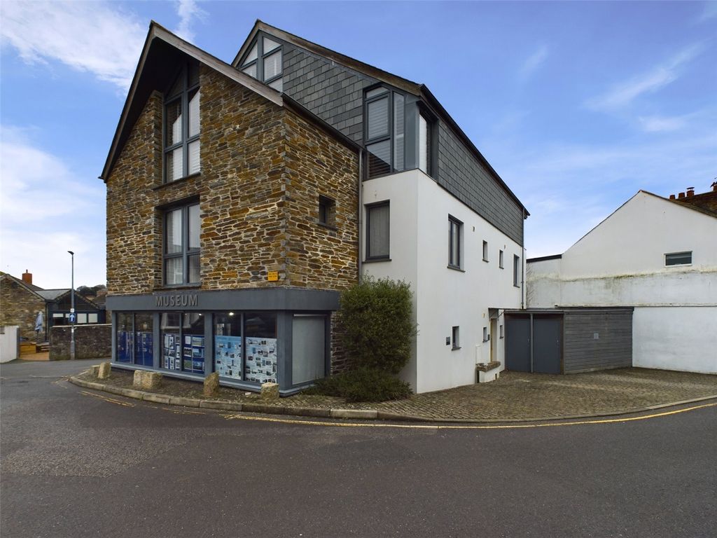 Property photo 3 of 15 Picture No. 03