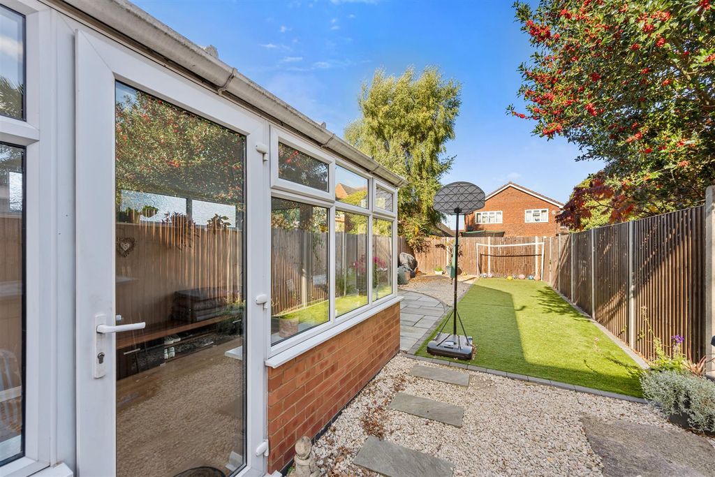 Property photo 2 of 24