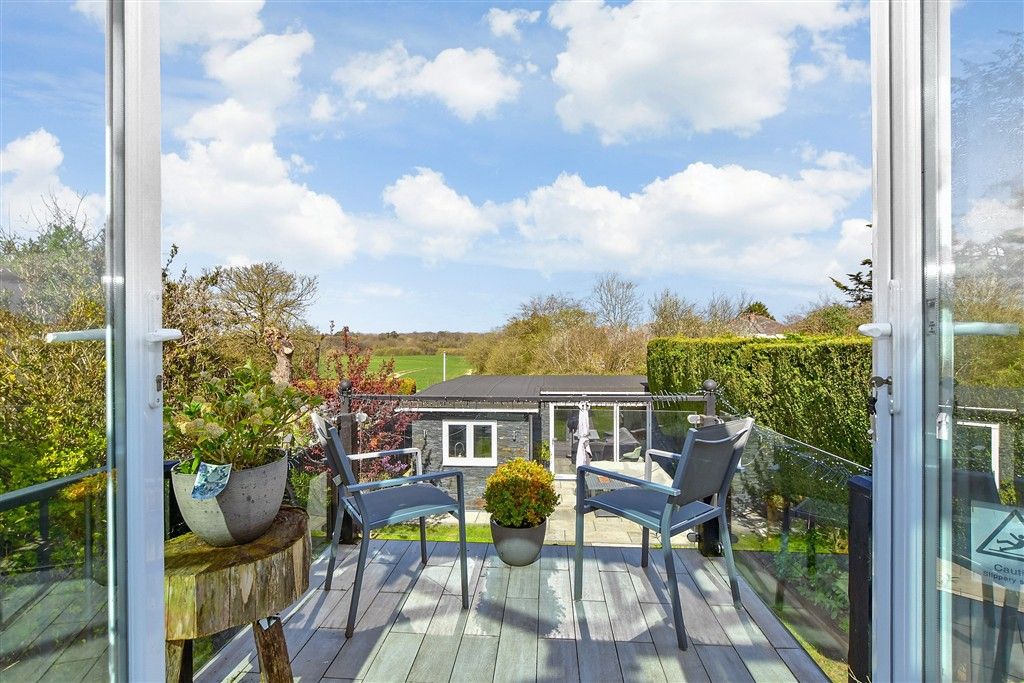 Property photo 2 of 17 External Lifestyle Photograph