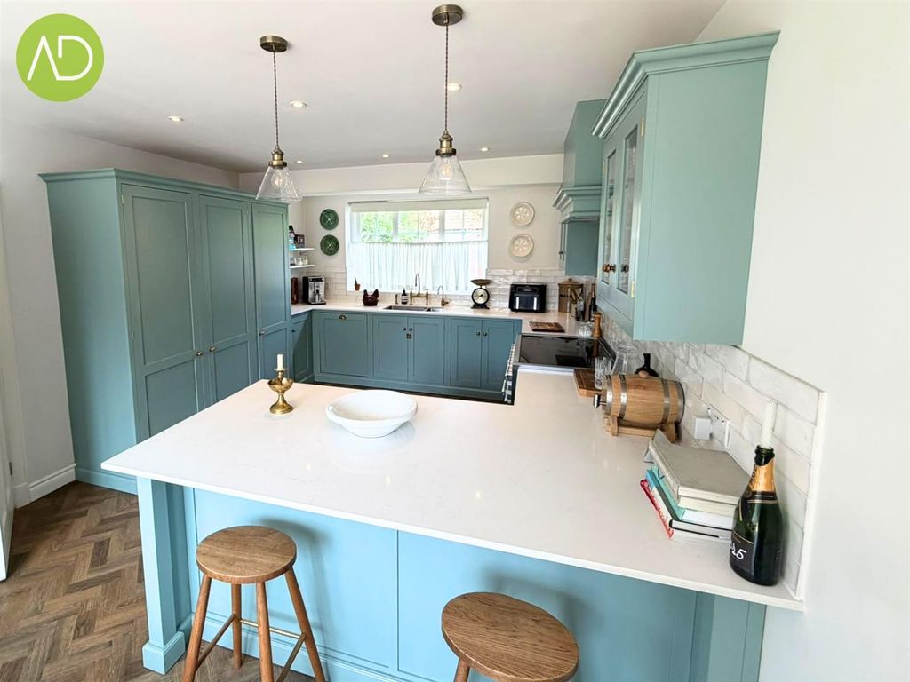 Property photo 3 of 32 23.Jpg