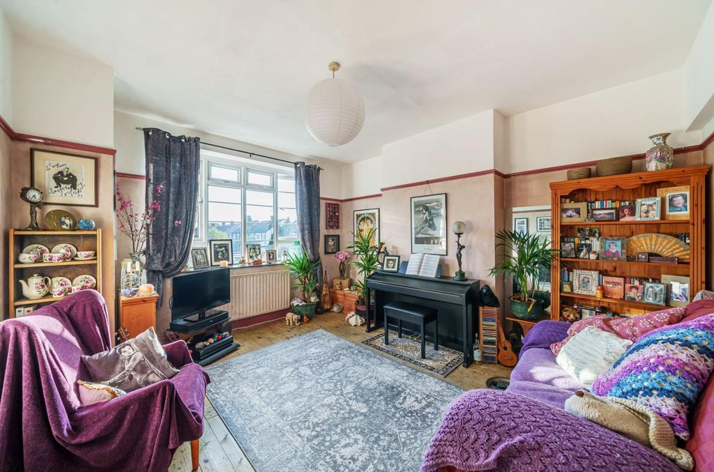 Property photo 1 of 12 Reception Room