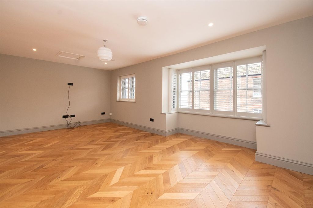 Property photo 3 of 13 Open Plan Living Space