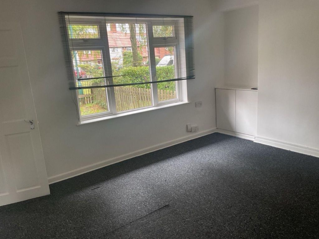 Property photo 3 of 9 2.Jpg