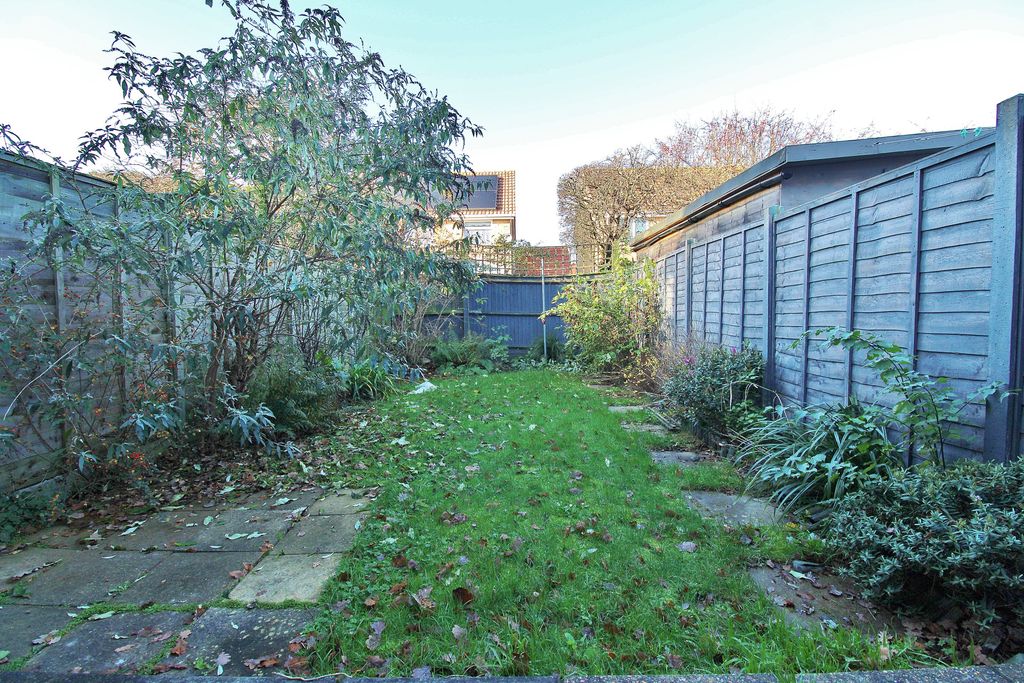 Property photo 3 of 20