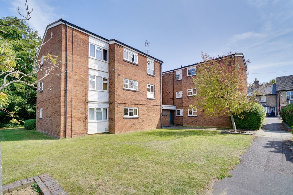 Property photo 1 of 11 4449810