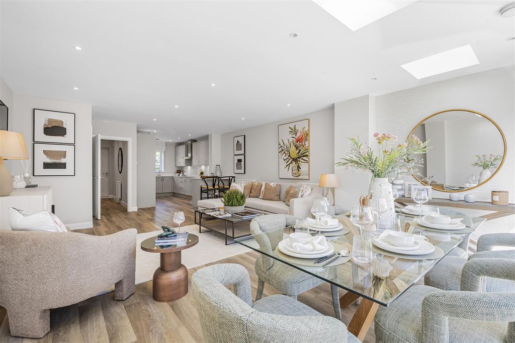 Property photo 2 of 14 9_64420.Jpg