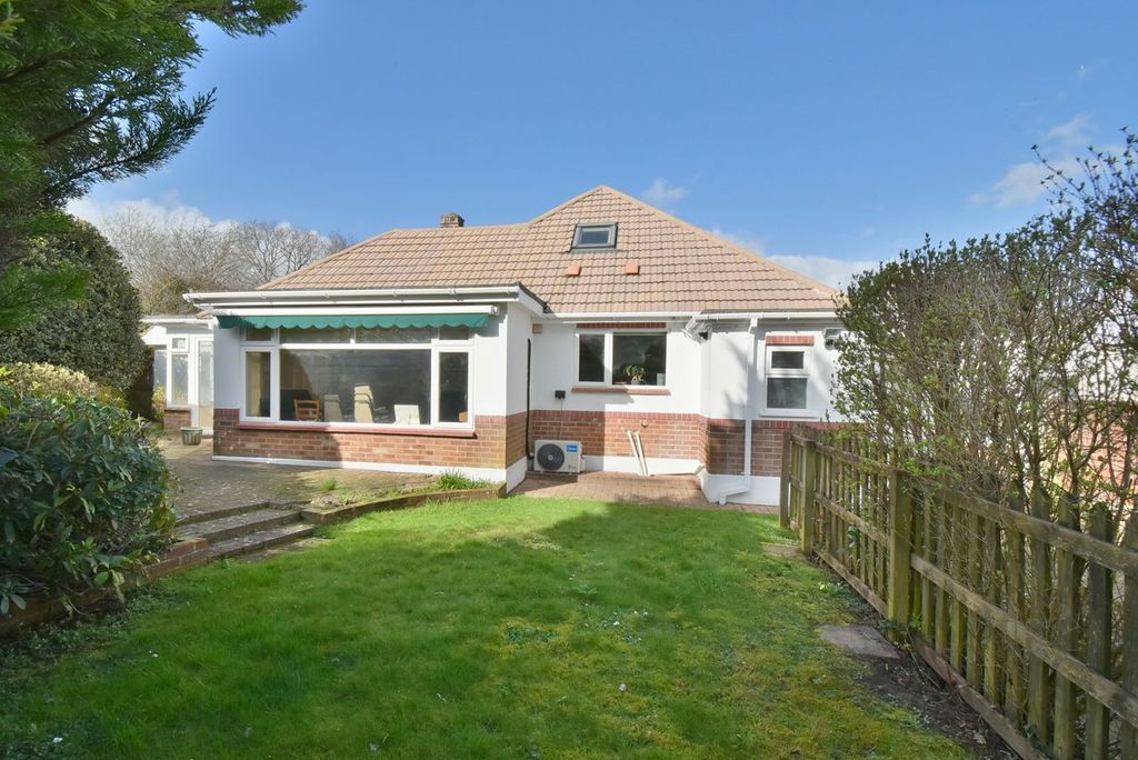 Property photo 2 of 26