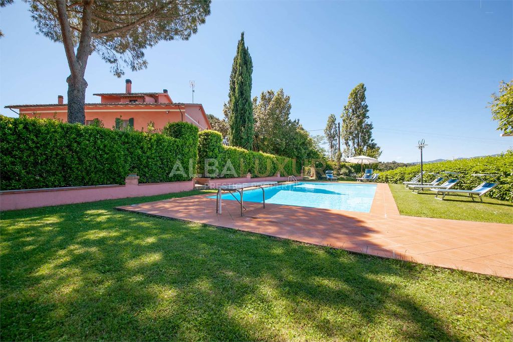 Property photo 3 of 47