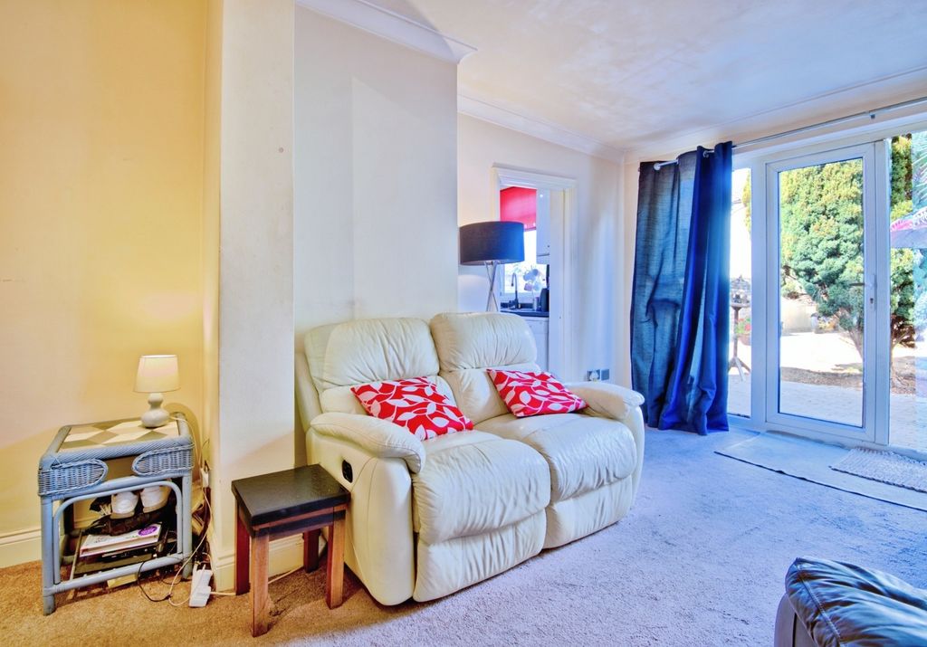 Property photo 3 of 15 2