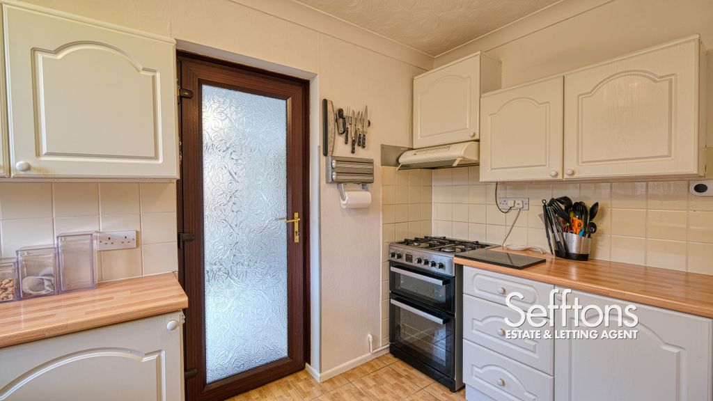 Property photo 3 of 23 Dscf4234_22