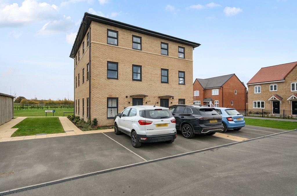 Property photo 1 of 22 1375943-20-690A21...