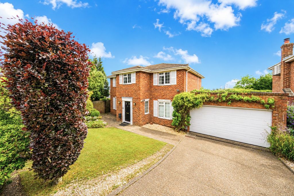 Property photo 1 of 18