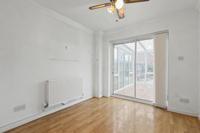 Property photo 3 of 13 Dining