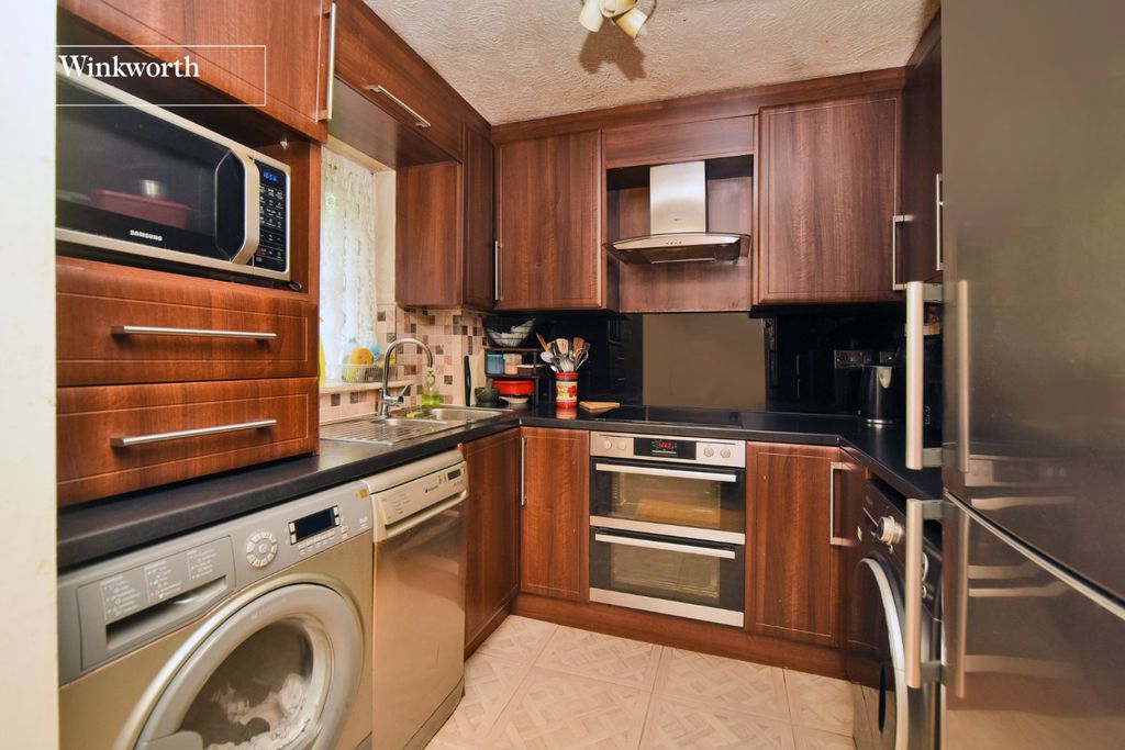 Property photo 3 of 10 Picture No. 06