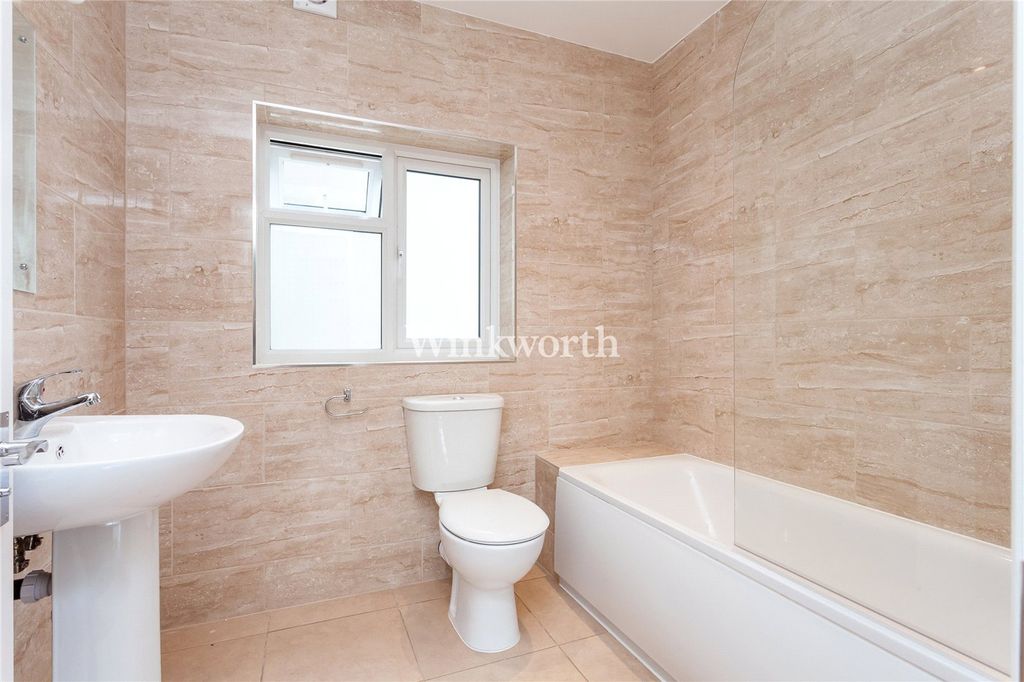 Property photo 3 of 15 Picture No. 03