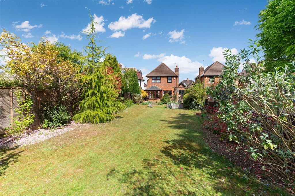 Property photo 2 of 22 Winkworth Road,82-115.Jpg