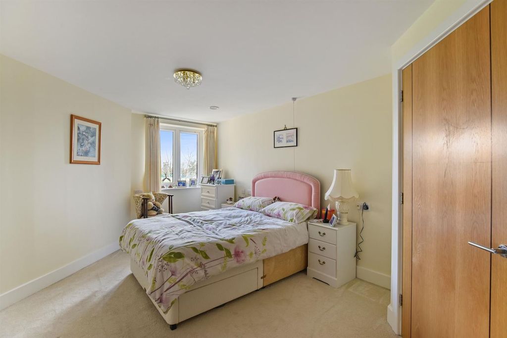 Property photo 3 of 10 09-Ef32_Ops7354 (1)-Medium.Jpg
