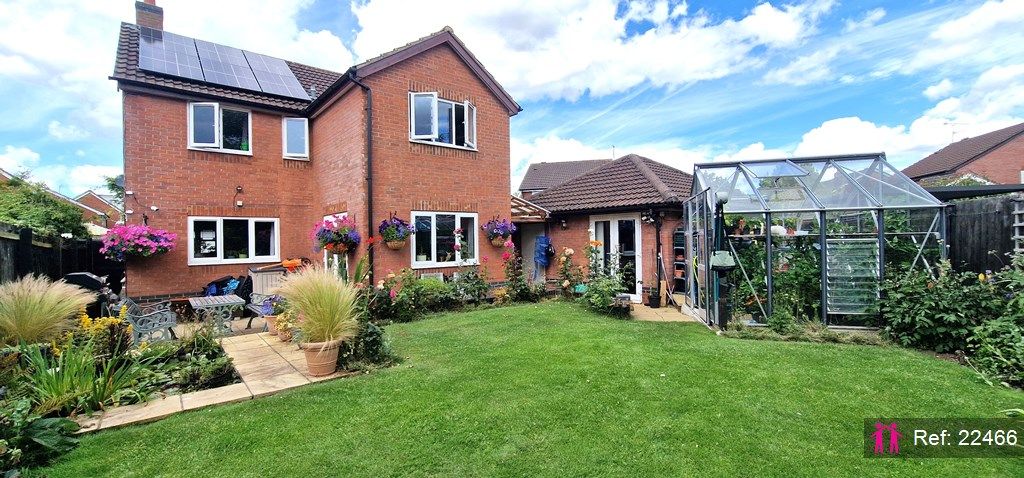 Property photo 2 of 25