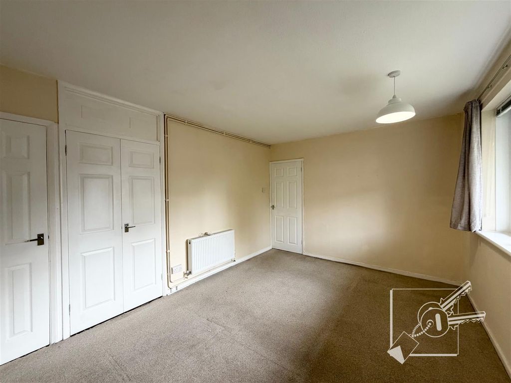 Property photo 3 of 9 Studio