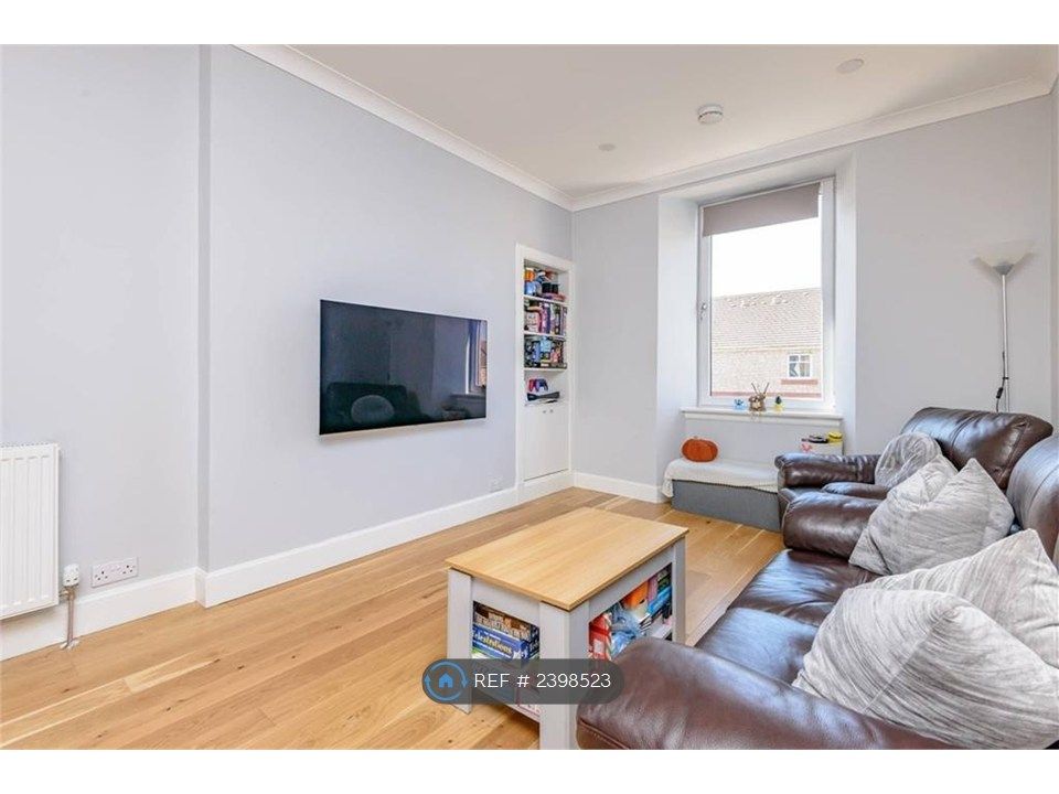 Property photo 2 of 9 Tv On Stand