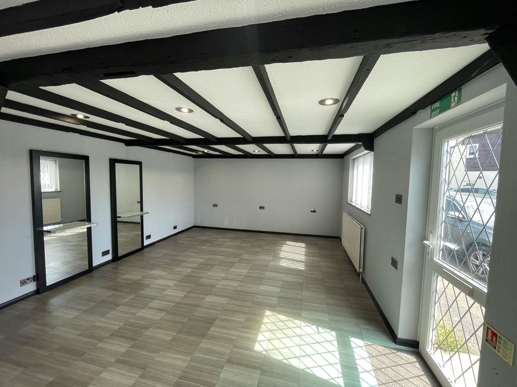 Property photo 2 of 6 Img_6481.Jpg