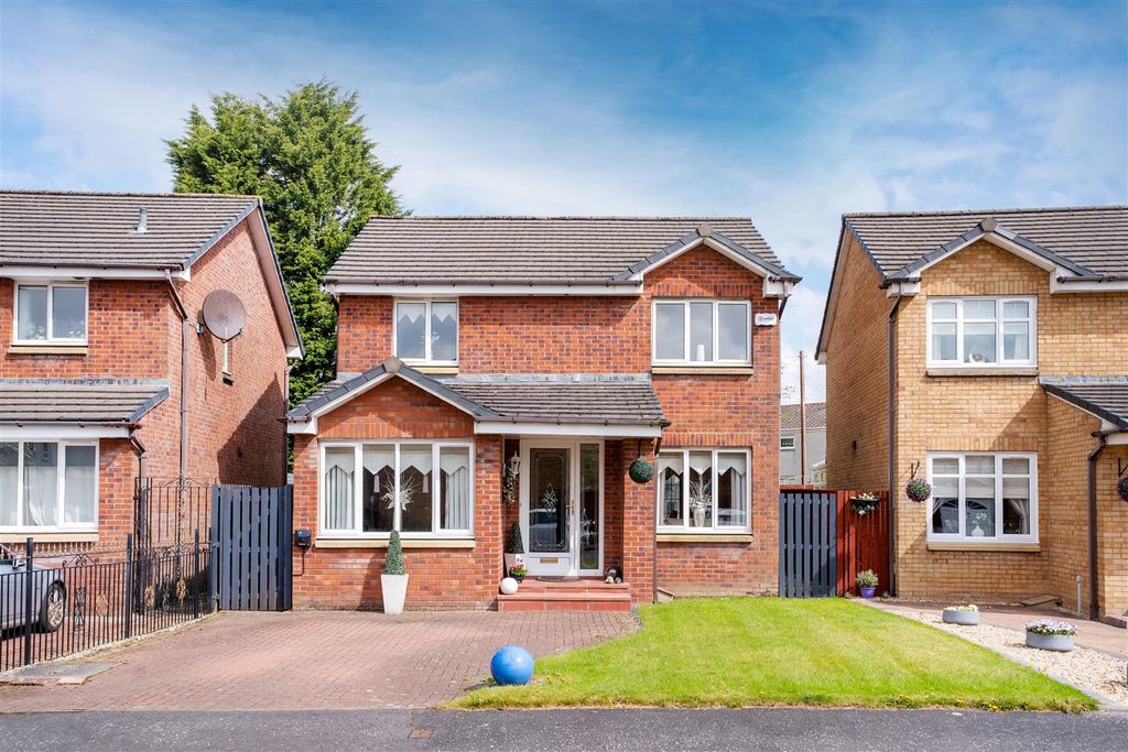 Property photo 1 of 36 10Thelaurels-6.Jpg