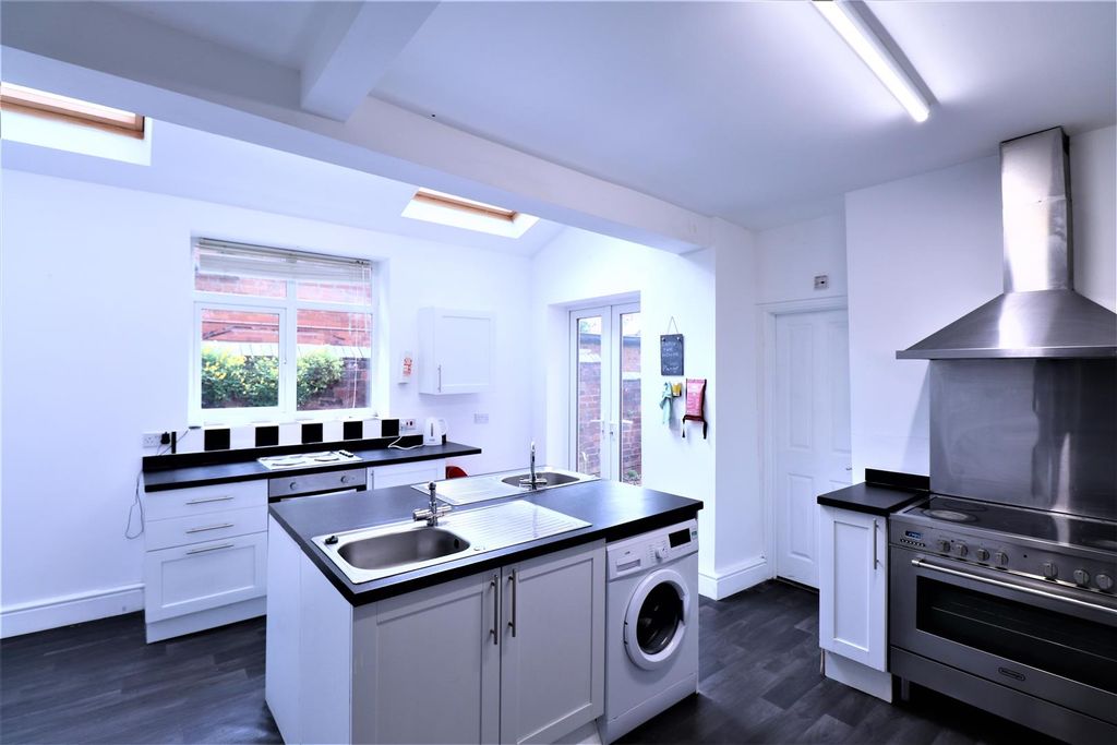 Property photo 3 of 6 Img_0820.Jpg