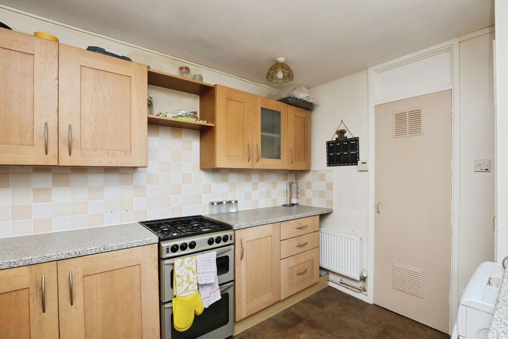 Property photo 3 of 13 Photo