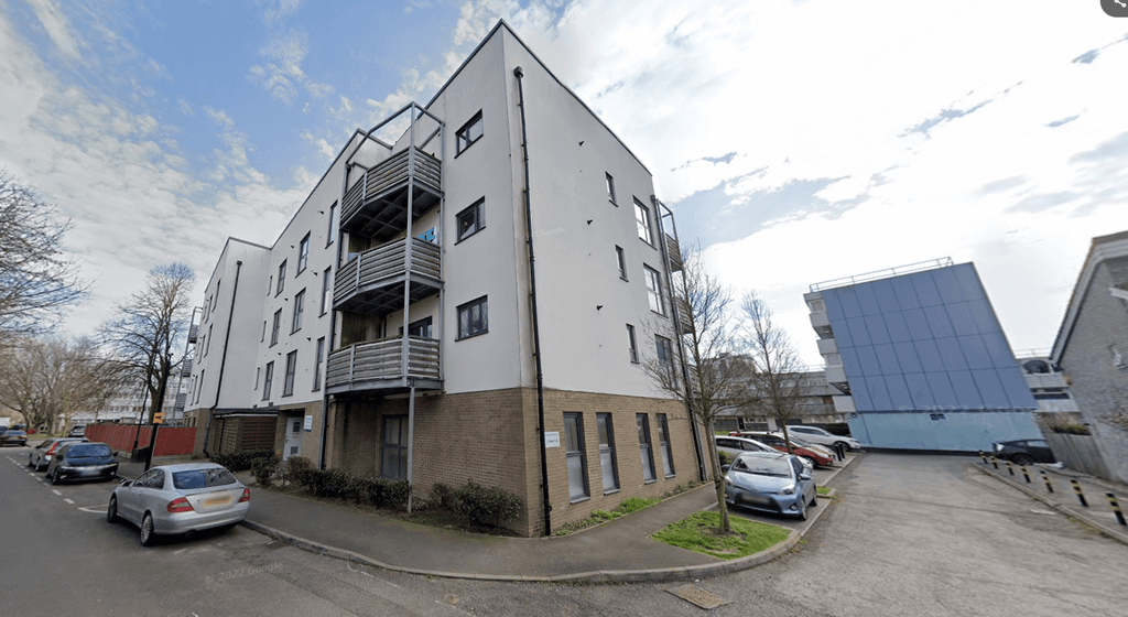 Property photo 1 of 10 Passingham House, Ferraro Close, Hounslow, Tw5 0Bf