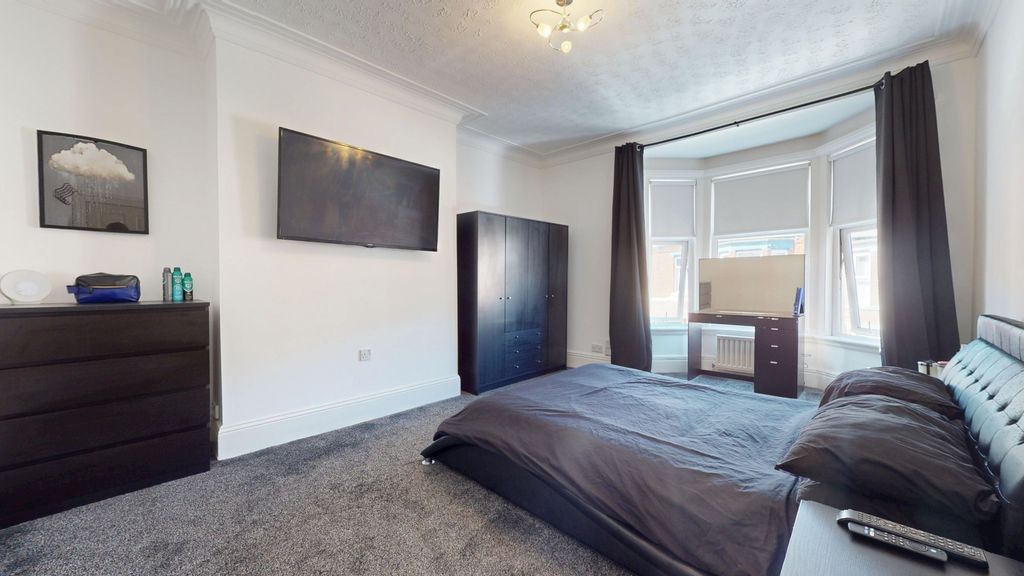 Property photo 3 of 18 3732553