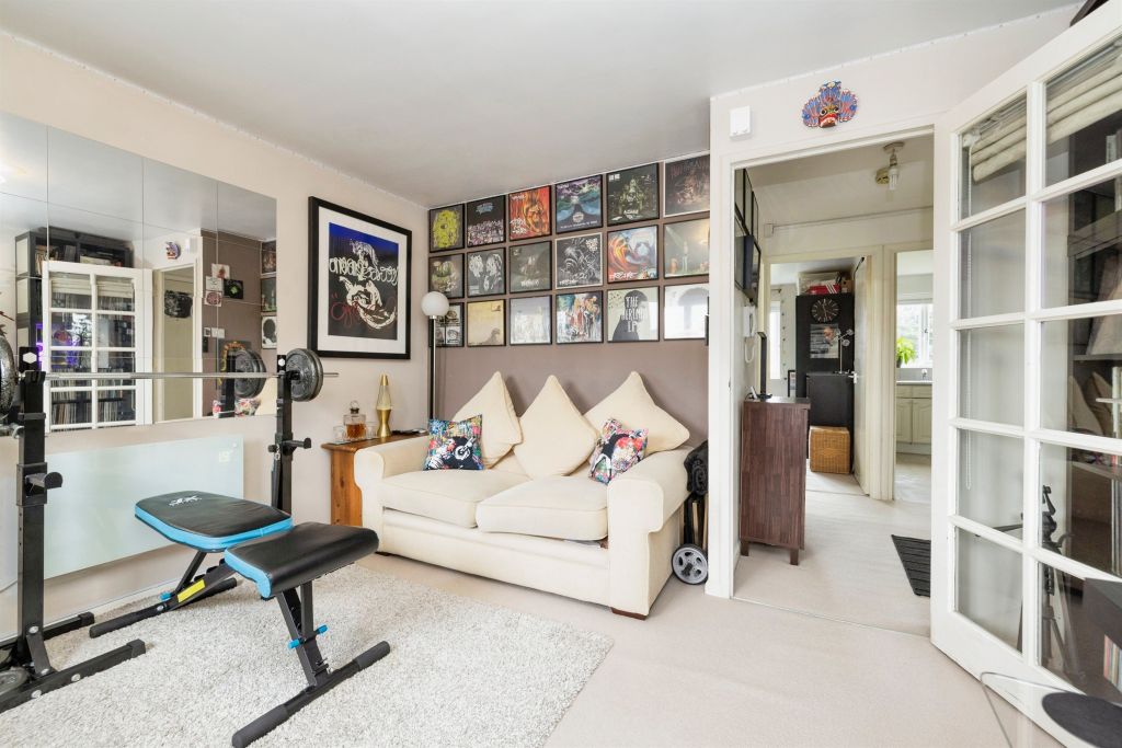Property photo 2 of 16