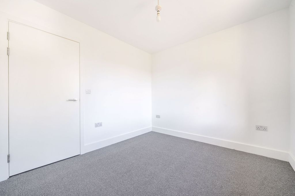 Property photo 2 of 10 Photo 7