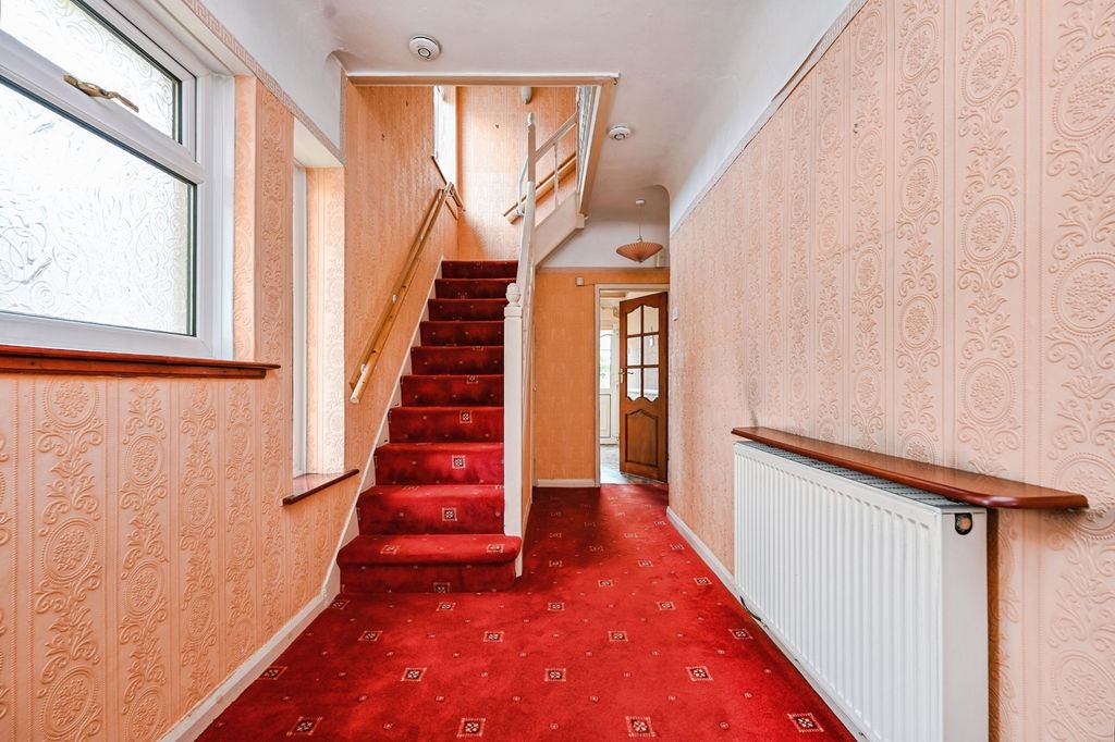 Property photo 2 of 11 Pbox-Img.Jpg