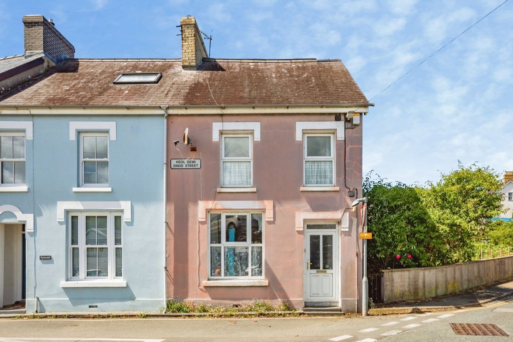 Property photo 1 of 19 Pbox-Img.Jpg