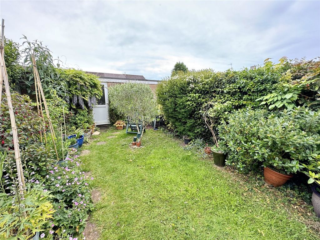 Property photo 2 of 16 Picture No. 10