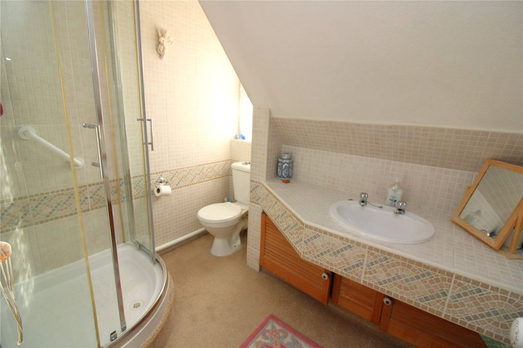 Additional image 17 of 4 bed detached house for saleSandringham Road, Fareham, Hampshire PO14